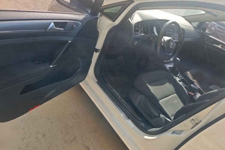 Volkswagen Golf 2017 #16 Volkswagen Golf 2017 car image #16