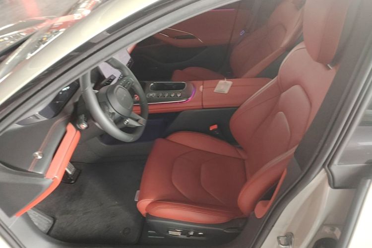 MI SU7 2024 car image #19