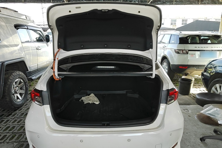 Toyota Corolla 2022 car image #19