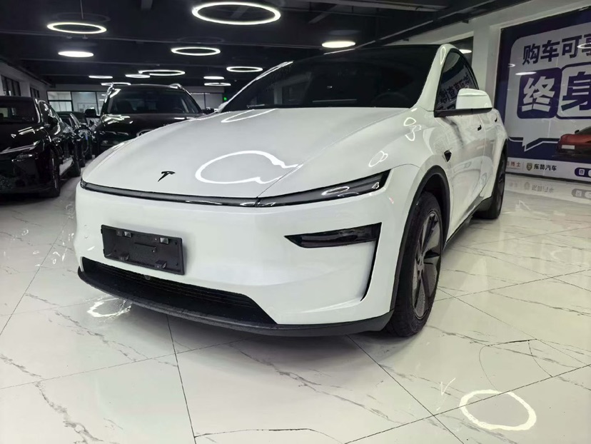 Tesla Model Y 2026 Tesla Model Y 2026 car image
