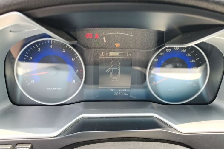 GEELY Emgrand 2016 car image #12