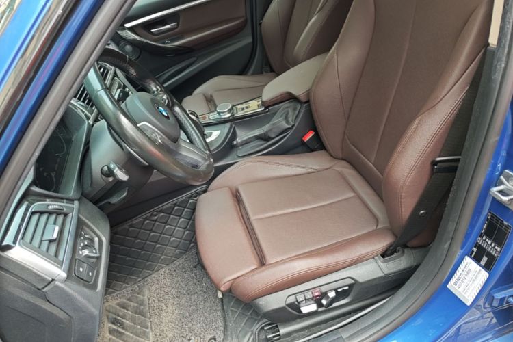 BMW 3 Series 2019 #15 BMW 3 Series 2019 car image #15