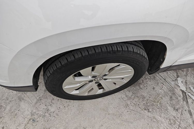 Volkswagen Tharu 2020 car image #3