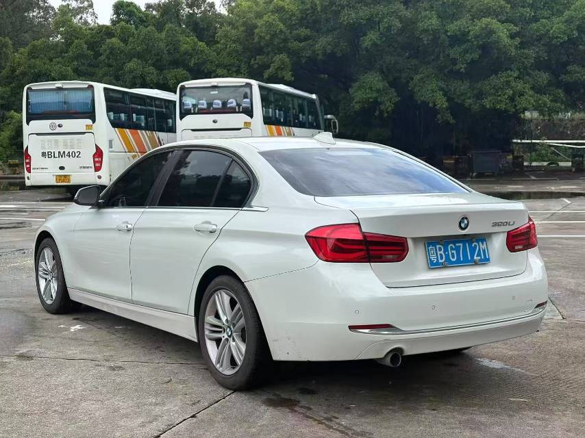 BMW 3 Series 2016 car image #9