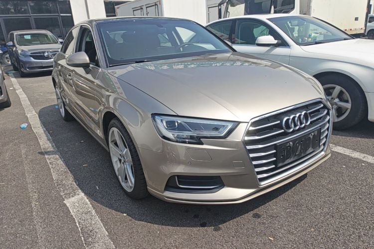 Audi A3 2018 car image #4
