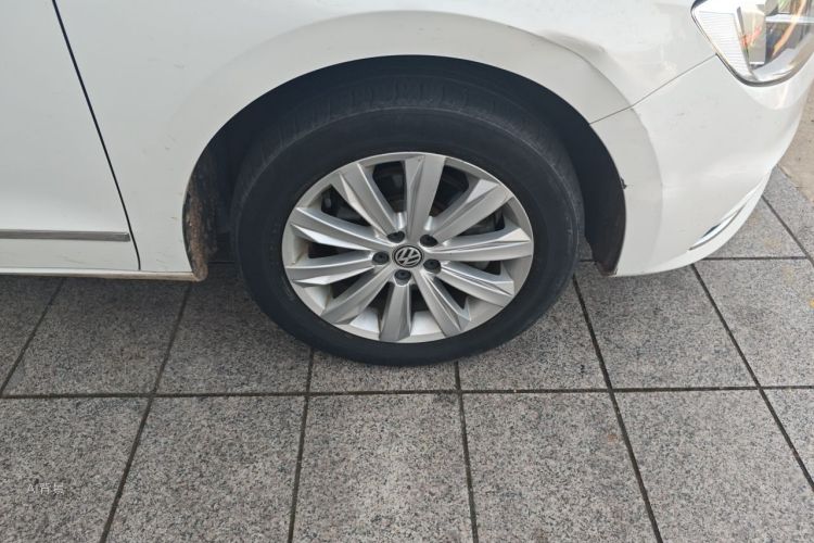 Volkswagen Bora 2017 car image #9