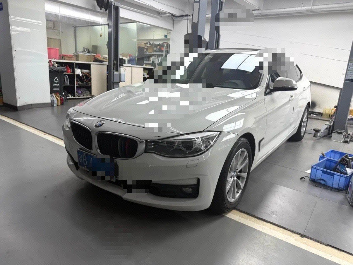 BMW 3 Series GT 2015 BMW 3 Series GT 2015 car image