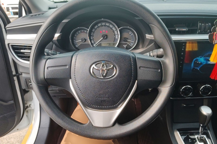 Toyota Corolla 2018 car image #11