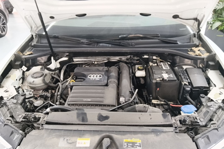 Audi Q3 2023 immagine di auto #20