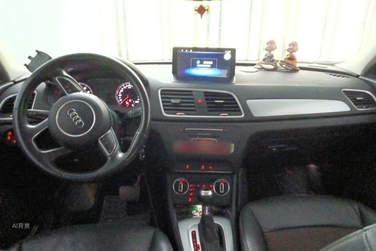Audi Q3 2017 car image #11