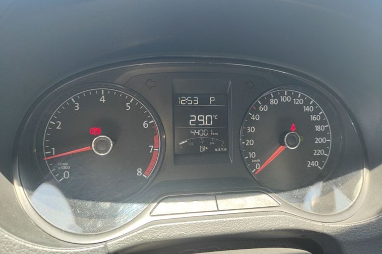 Volkswagen Polo 2017 #12 Volkswagen Polo 2017 car image #12