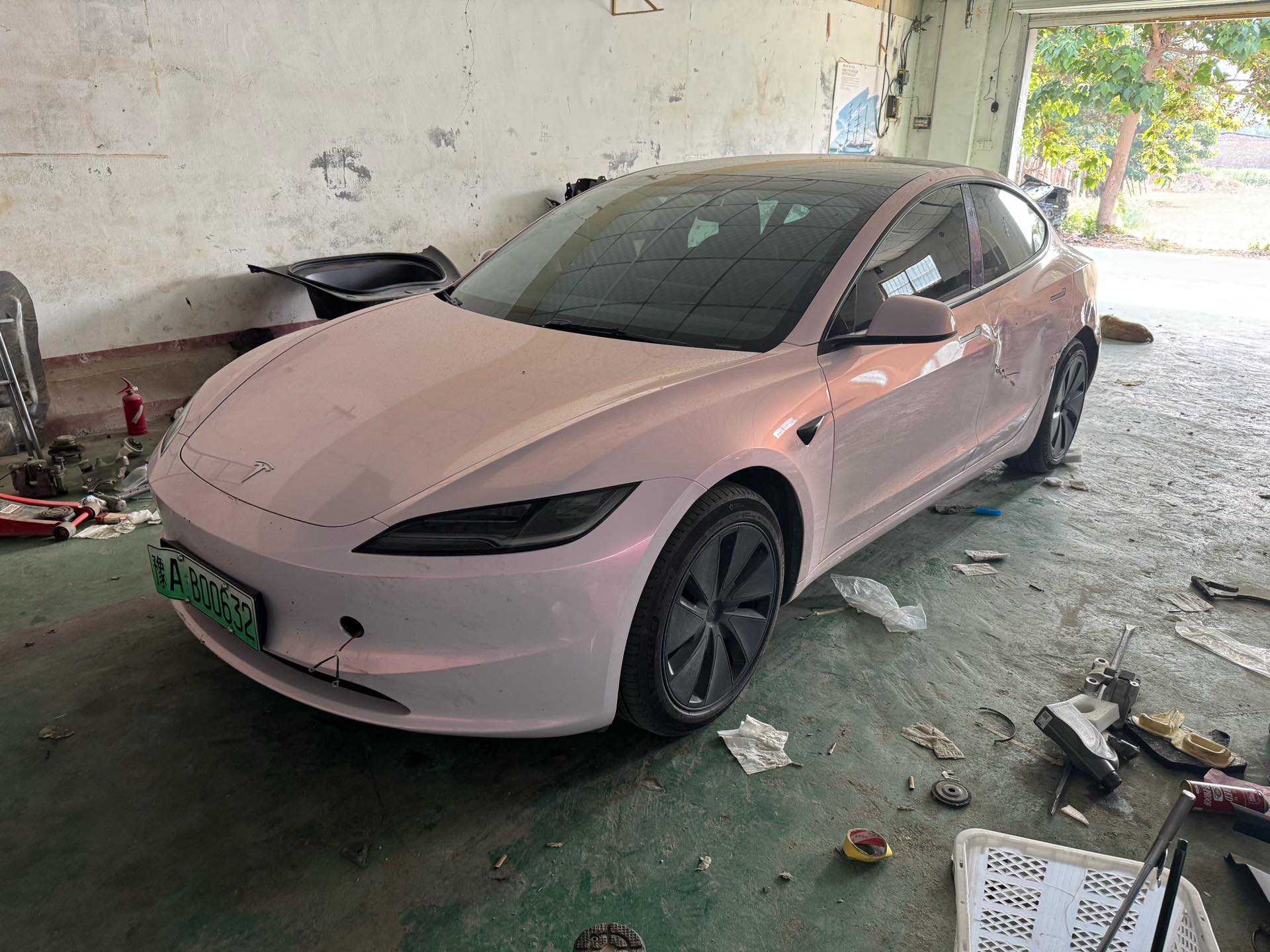Tesla Model 3 2024 Tesla Model 3 2024 car image