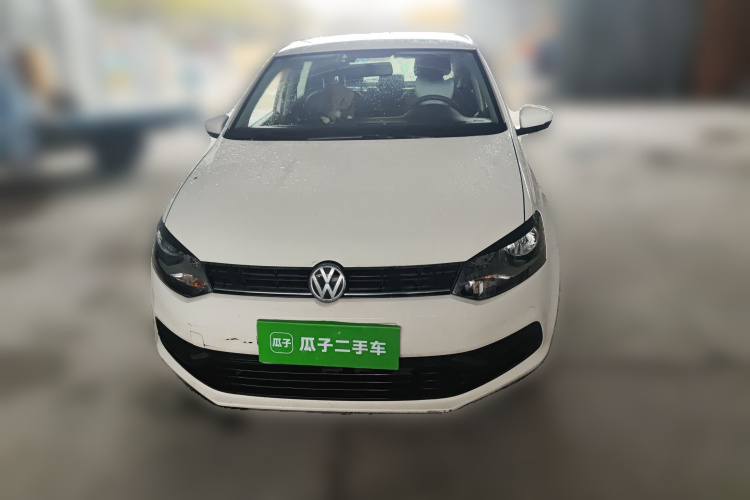 Volkswagen Polo 2016 car image #3