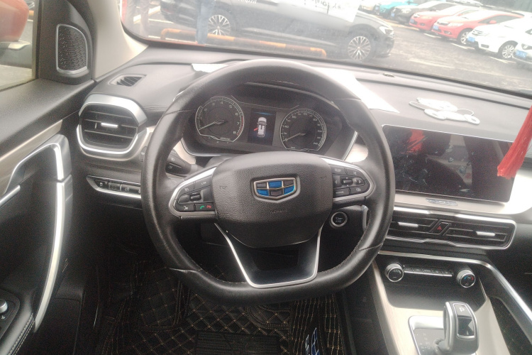 GEELY Coolray 2019 #11 GEELY Coolray 2019 car image #11