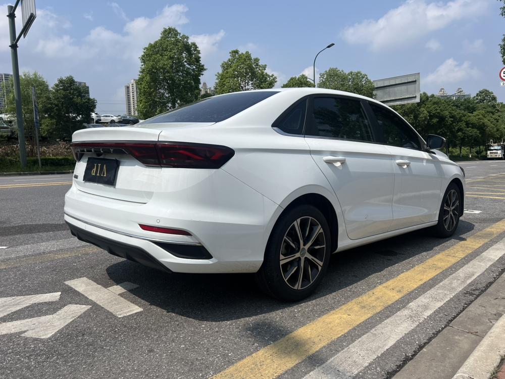 GEELY Emgrand 2021 car image #6