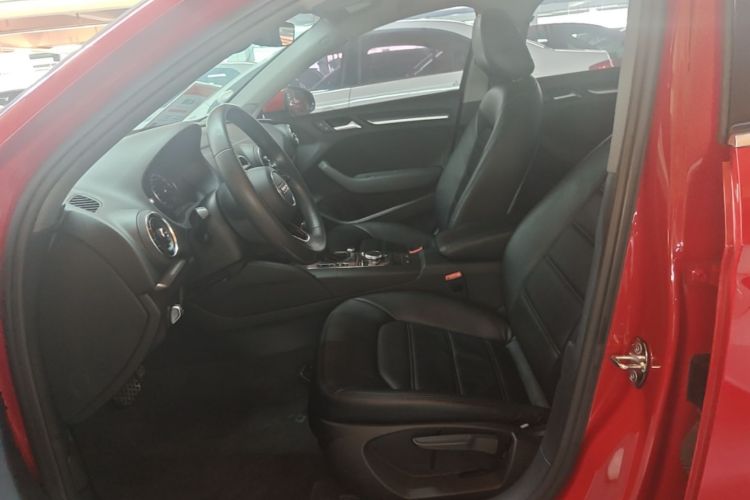 Audi A3 2018 car image #15