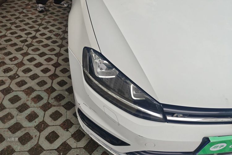 Volkswagen Golf 2017 car image #8
