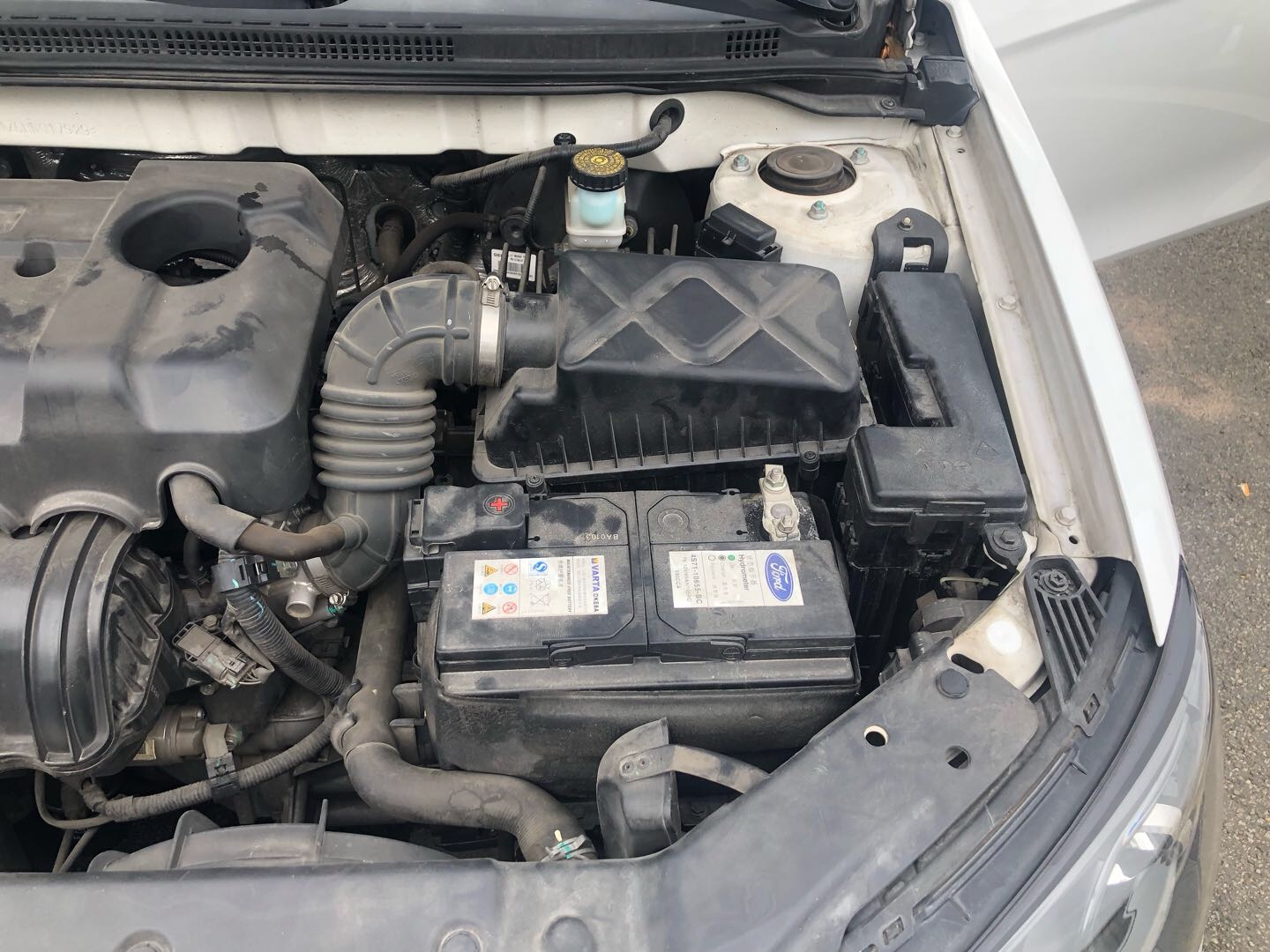 GEELY Emgrand 2017 car image #18