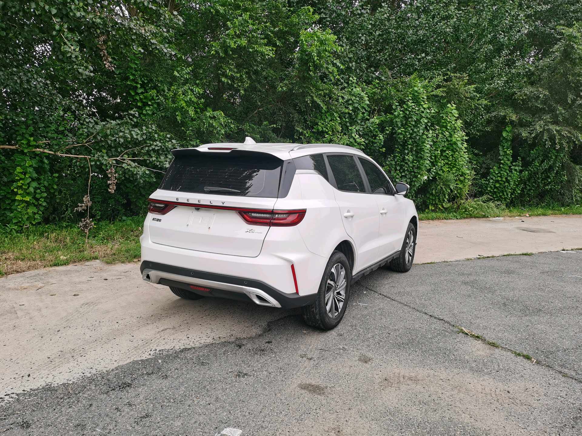 GEELY Vision X6 2021 изображение автомобиля #4