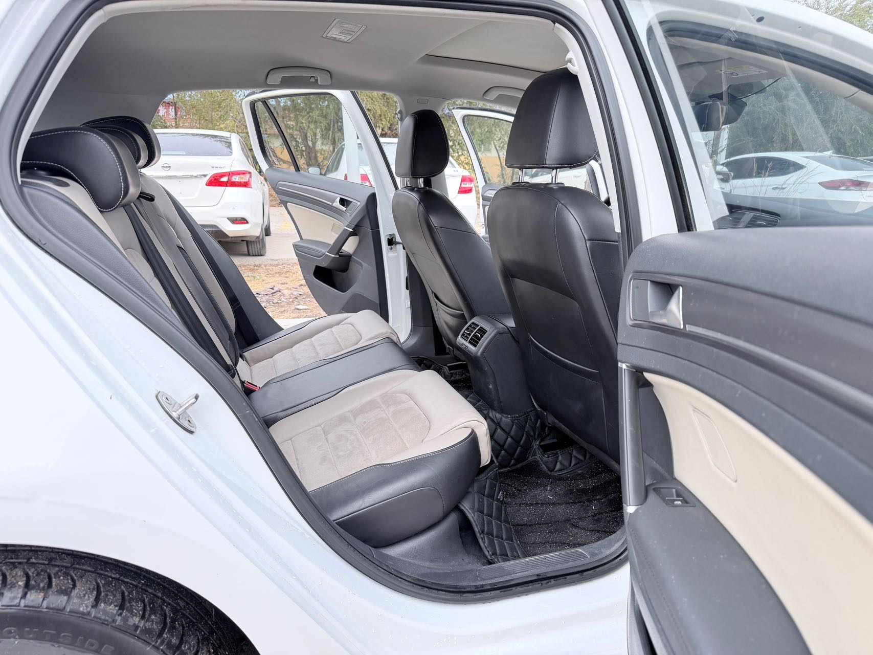 2017 image de voiture #7