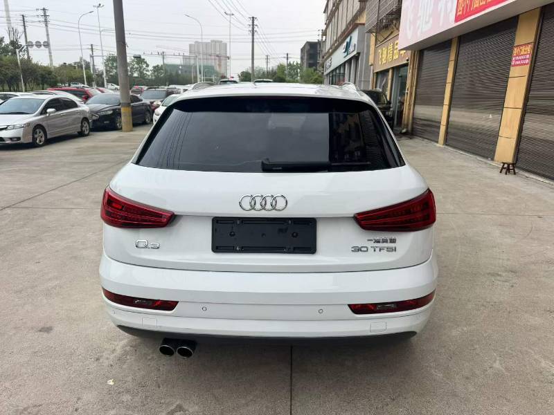 Audi Q3 2018 #8 Audi Q3 2018 car image #8