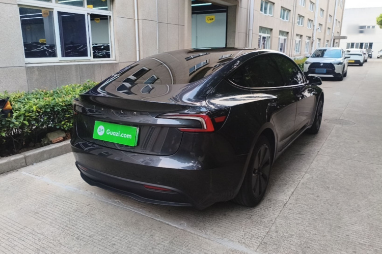 Tesla Model 3 2024 #7 Tesla Model 3 2024 car image #7