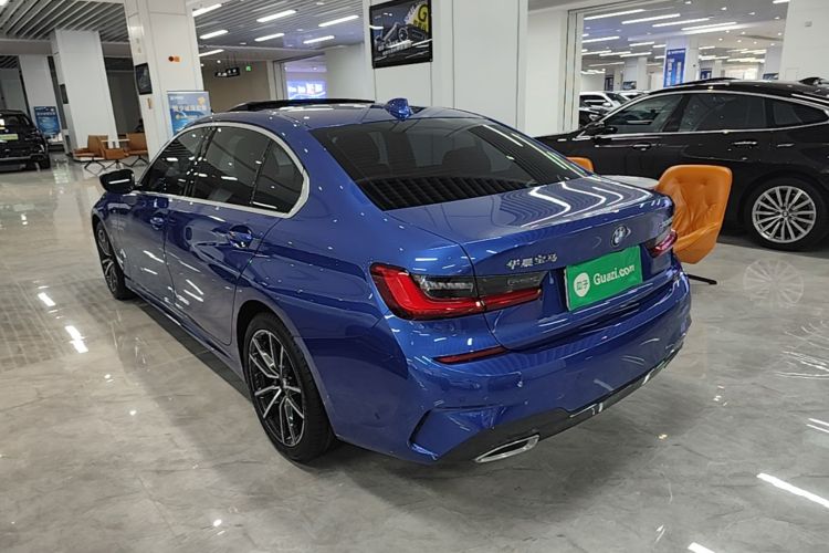 BMW 3 Series 2020 #7 BMW 3 Series 2020 car image #7