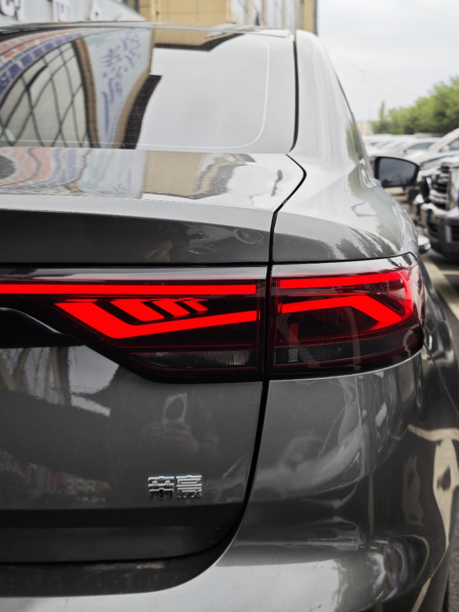 GEELY Emgrand 2024 car image #5