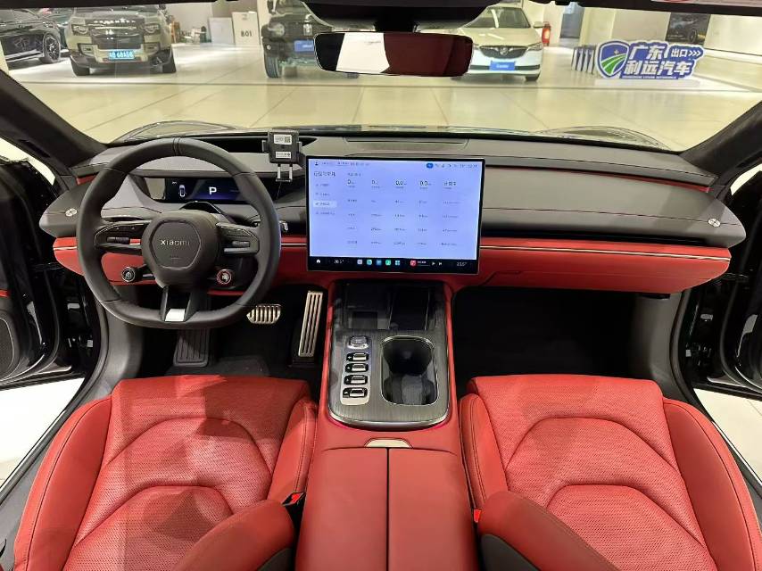 MI SU7 2025 immagine di auto #8