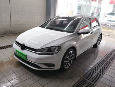 Volkswagen Golf 2019 car image 