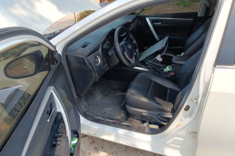 Toyota Corolla 2018 #13 Toyota Corolla 2018 car image #13