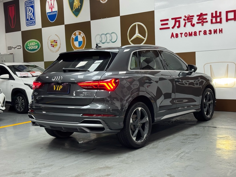 Audi Q3 2022 immagine di auto #6