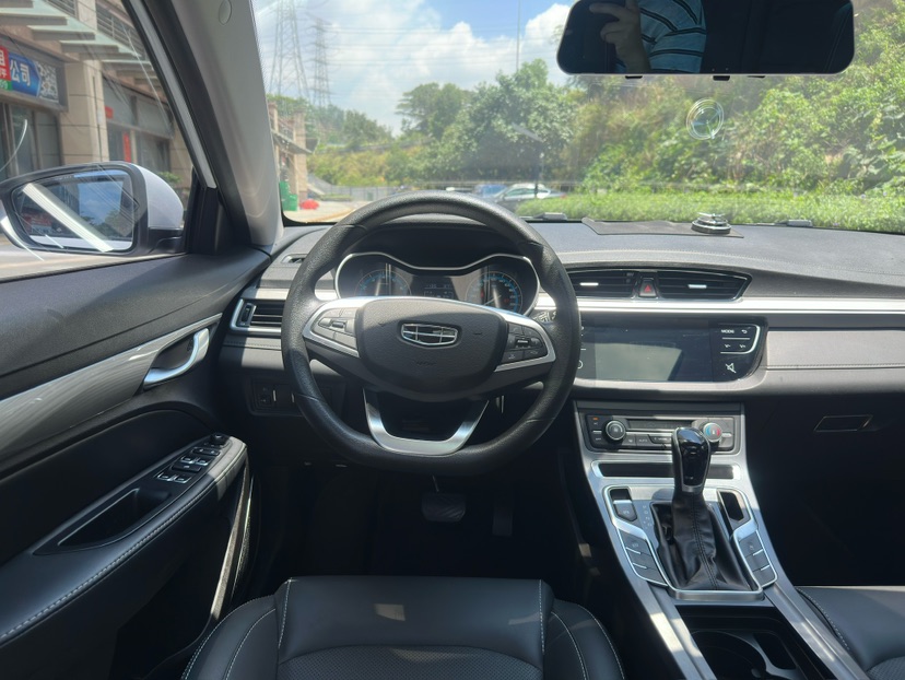 GEELY Emgrand 2020 car image #9