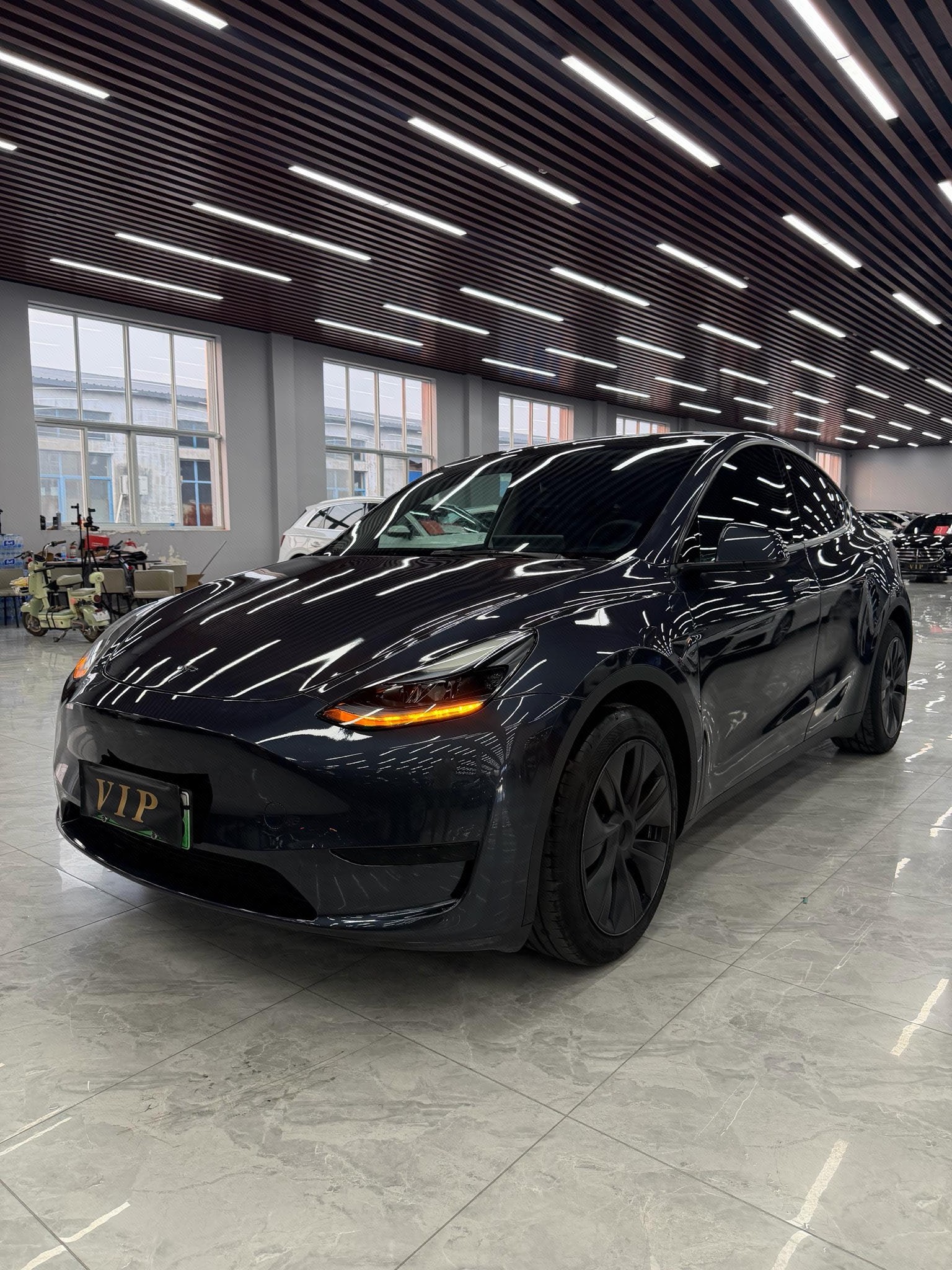 Tesla Model Y 2024 car image 