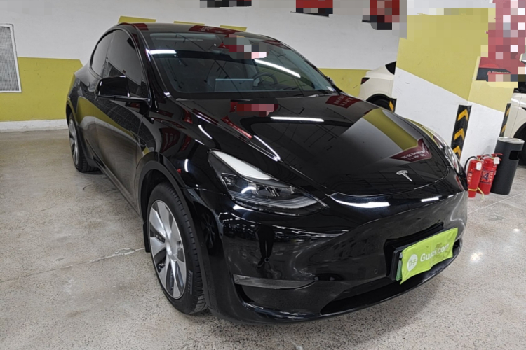 Tesla Model Y 2021 #4 Tesla Model Y 2021 car image #4