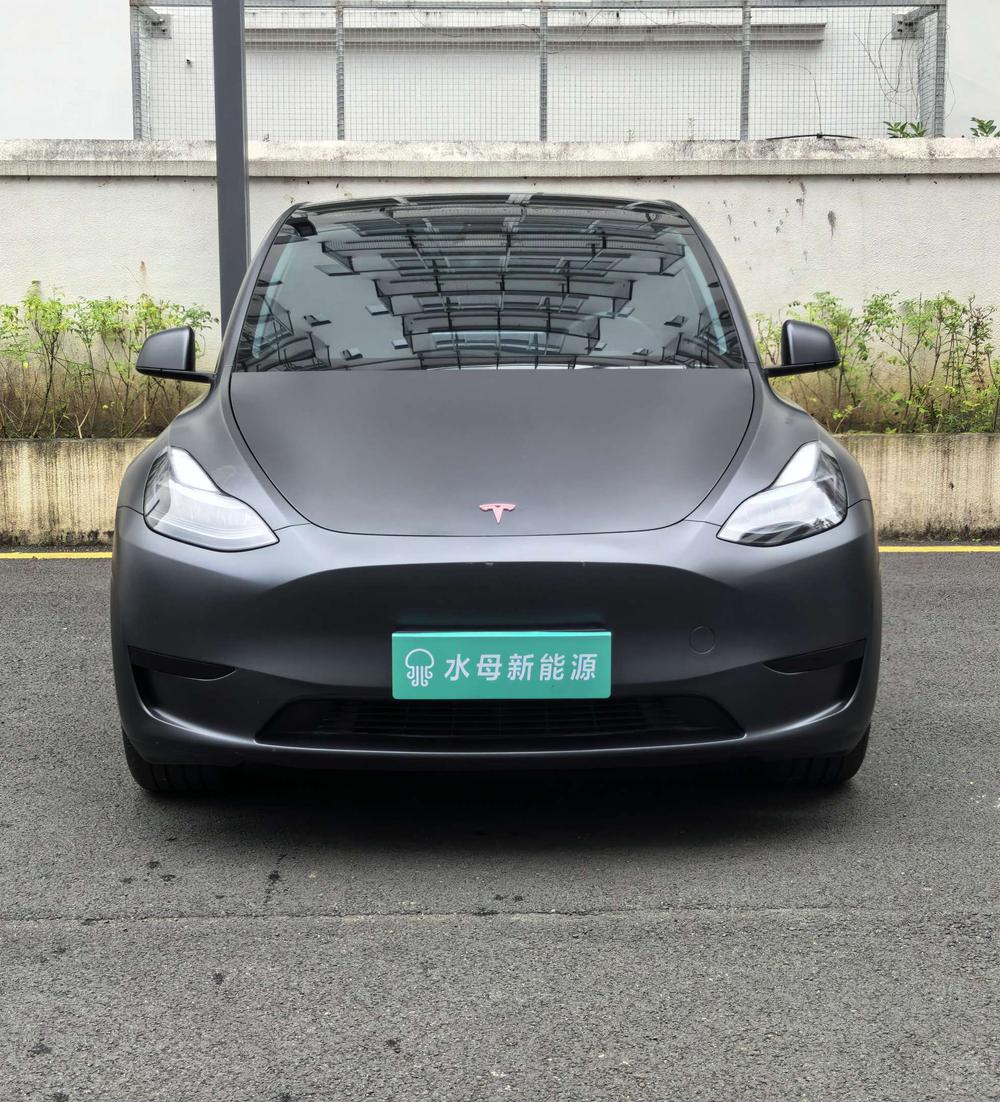 Tesla Model Y 2024 #2 Tesla Model Y 2024 car image #2