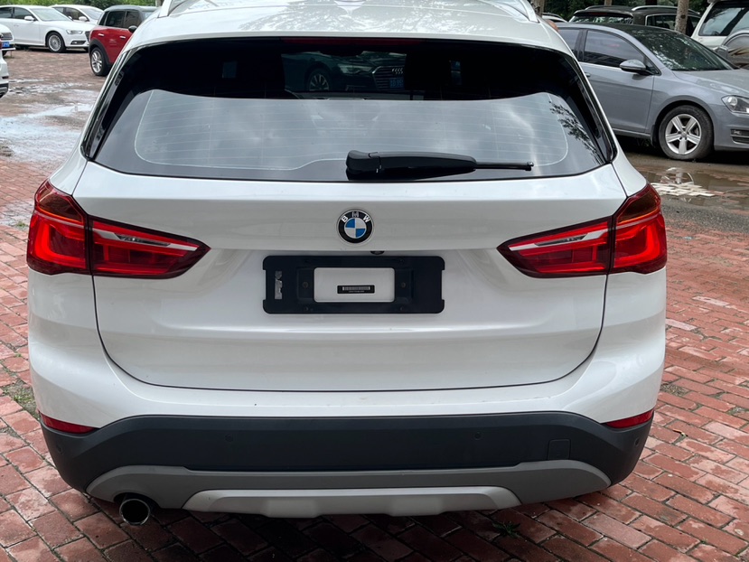 BMW X1 2018 #4 BMW X1 2018 car image #4