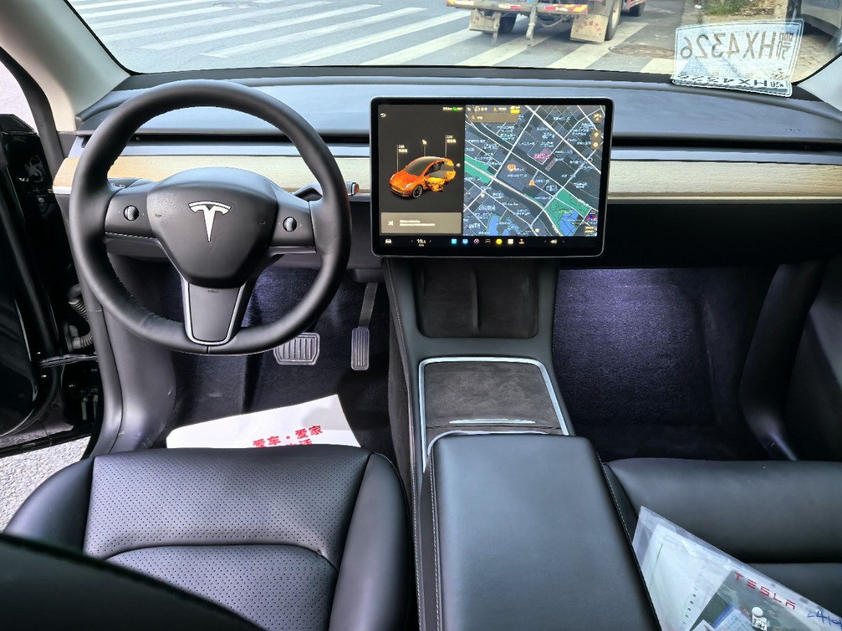 Tesla Model Y 2022 #6 Tesla Model Y 2022 car image #6