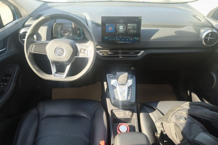 BYD Yuan New Energy 2020 #10 BYD Yuan New Energy 2020 car image #10