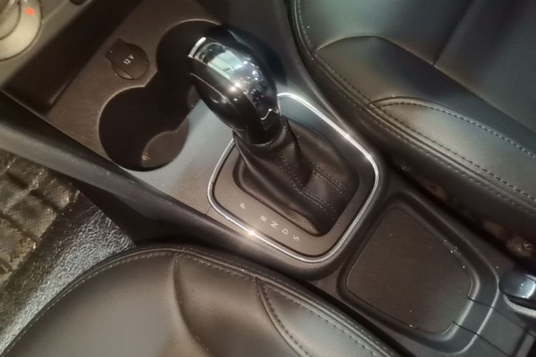Volkswagen Polo 2018 car image #14