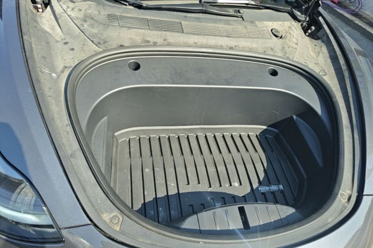 Tesla Model 3 2023 imagen de coche #20