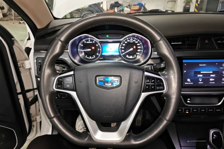 GEELY Emgrand 2017 immagine di auto #11