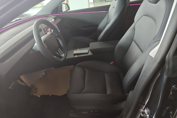 Tesla Model 3 2024 car image #15