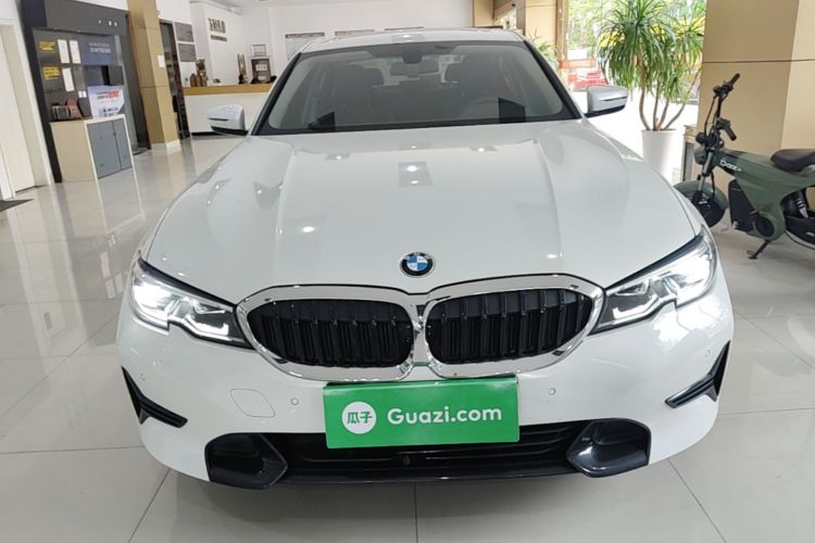 BMW 3 Series 2020 #3 BMW 3 Series 2020 car image #3