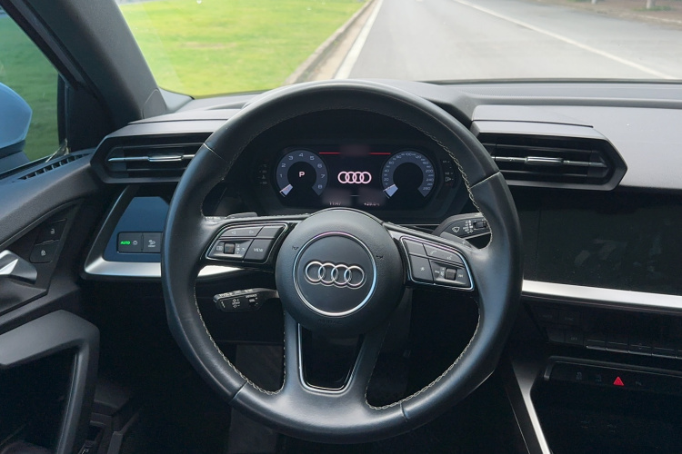Audi A3 2024 car image #14