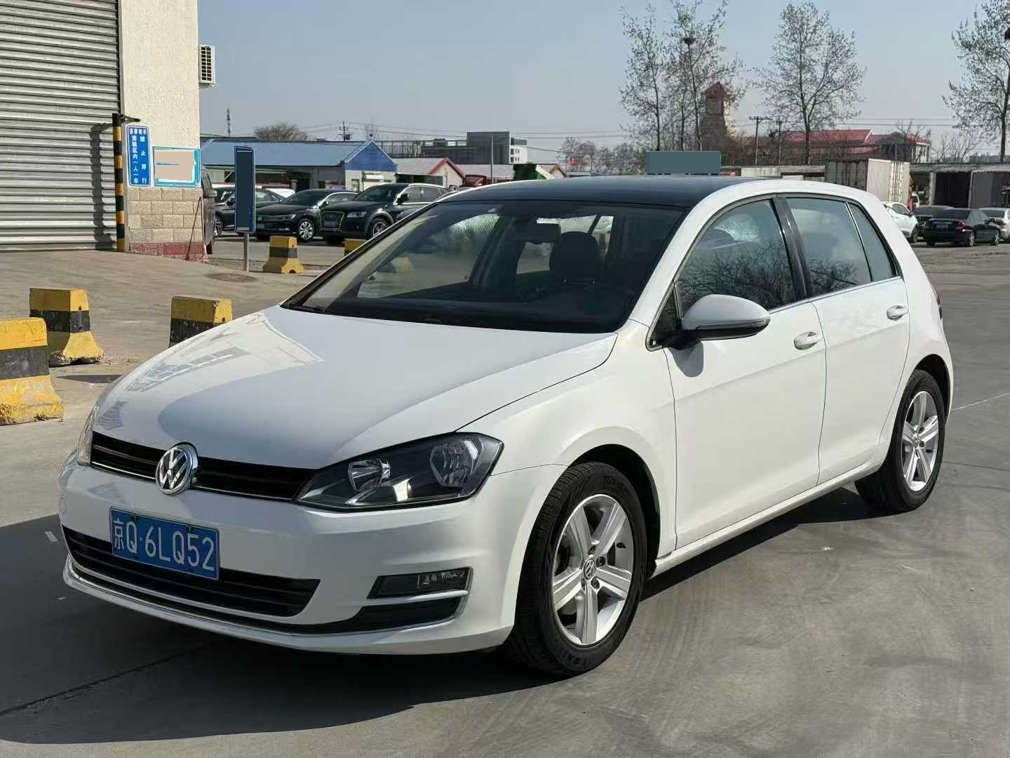 Volkswagen Golf 2015 car image 