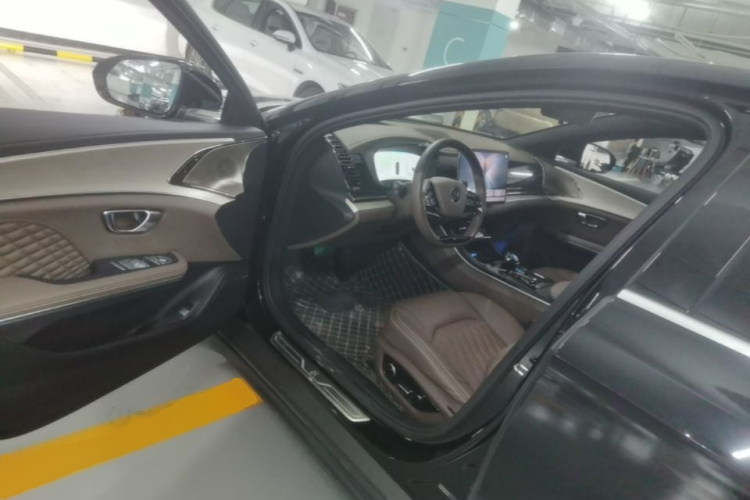 BYD Han 2024 #16 BYD Han 2024 car image #16