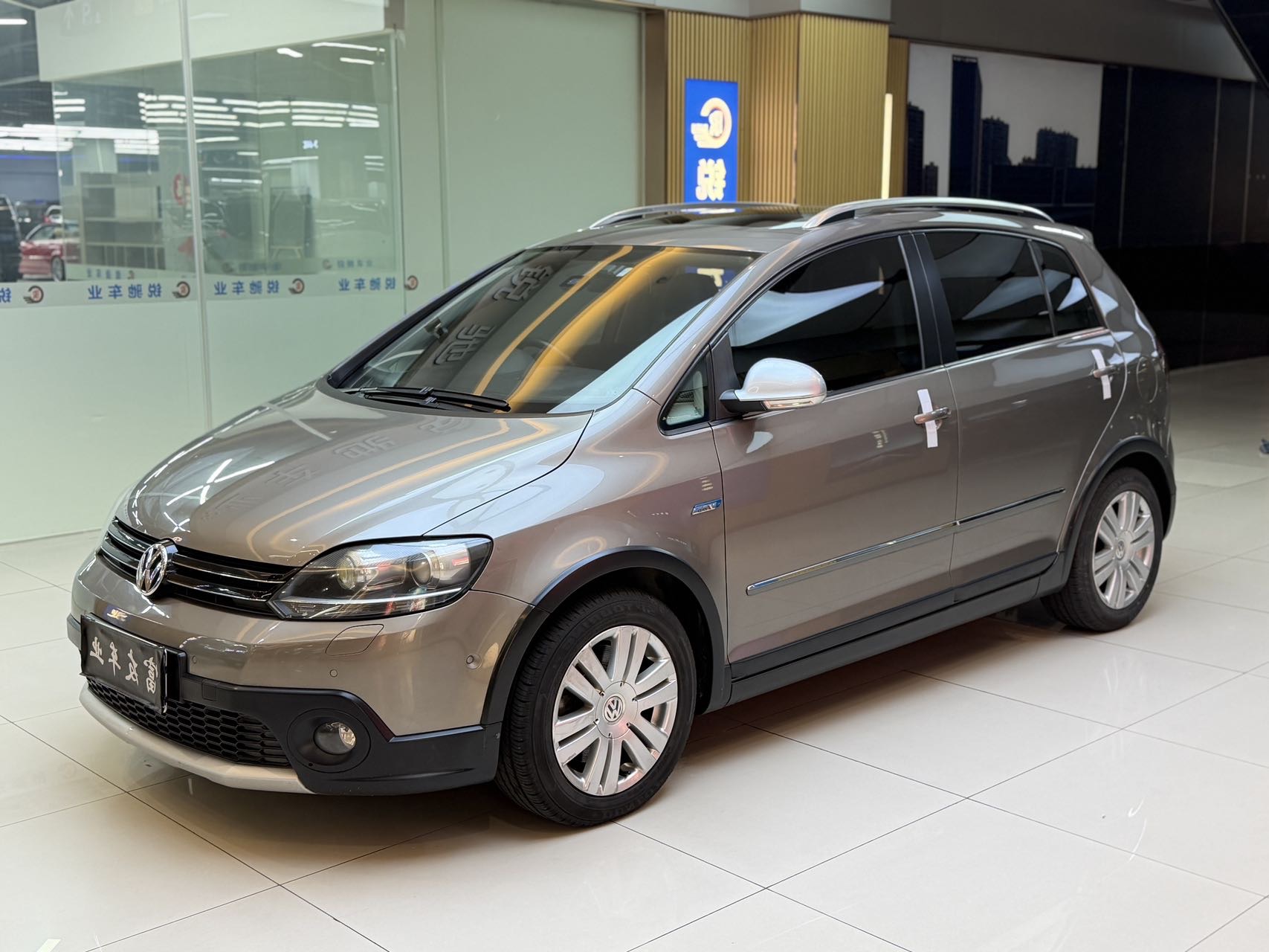 Volkswagen Golf (Imported) 2012 Volkswagen Golf (Imported) 2012 صورة سيارة
