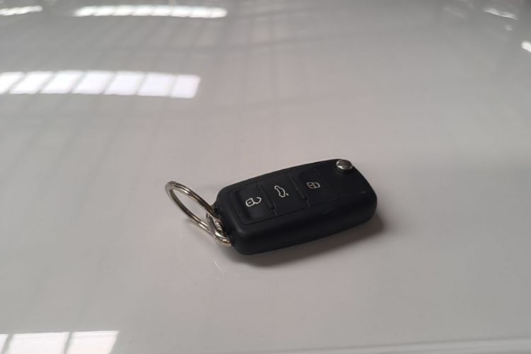Volkswagen Polo 2018 car image #9
