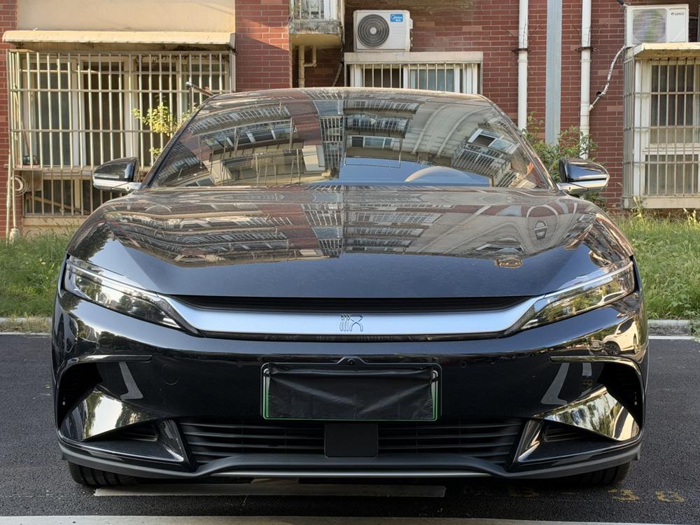 BYD Han 2025 imagen de coche #2
